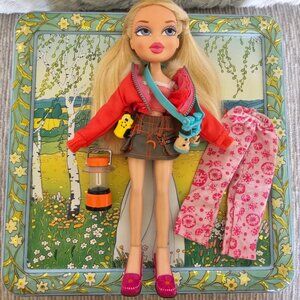 ♡ Bratz Campfire Winter Adventure Cloe MGA Doll ♡